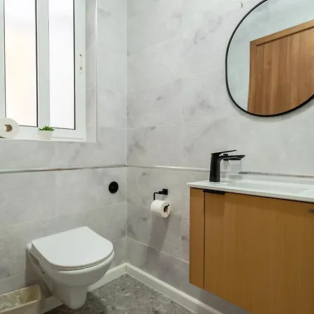 Appartement Gorgeous With Side Sea View *