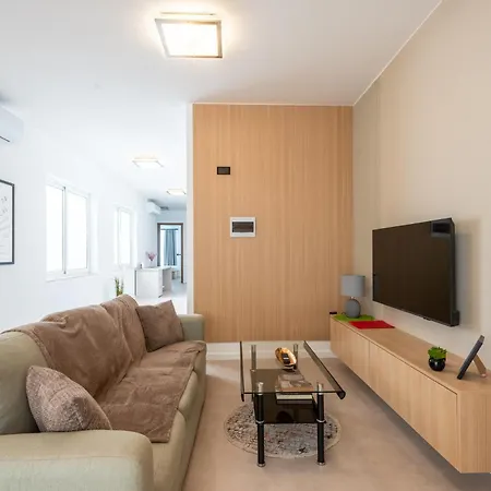 Appartement Gorgeous With Side Sea View *